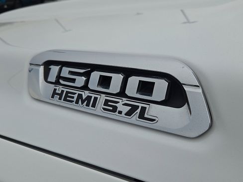 Used 2020 RAM 1500 Limited image 9