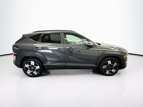 Used 2025 Hyundai Kona SEL FWD image 10