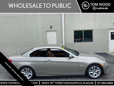 Used 2011 BMW 328i Convertible RWD image 1