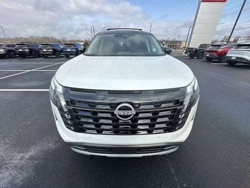 New 2026 Nissan Pathfinder Platinum image 27