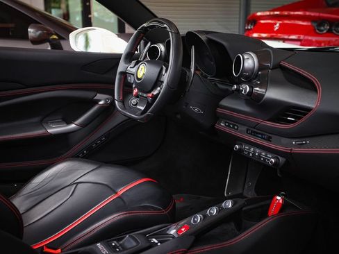 Used 2021 Ferrari F8 Tributo RWD image 48