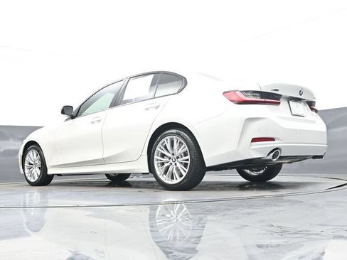 Used 2023 BMW 330i xDrive Sedan w/ Driving Assistance Package AWD/4WD image 38