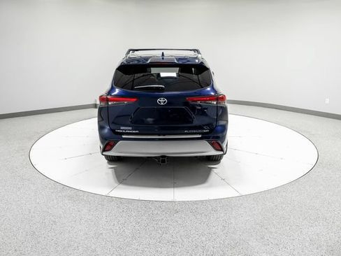Used 2020 Toyota Highlander Platinum AWD/4WD image 38