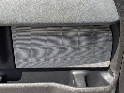 Used 2014 Ford F150 XLT AWD/4WD image 15