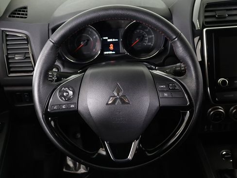 Used 2024 Mitsubishi Outlander Sport LE image 33