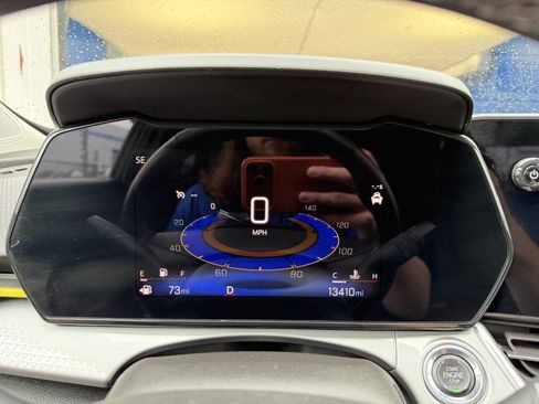 Used 2024 Chevrolet Trax LT w/ Driver Confidence Package FWD image 16