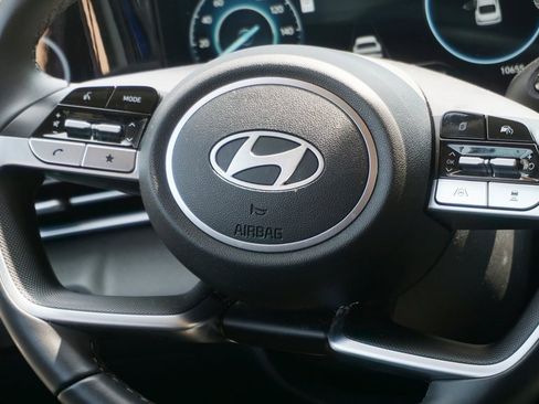 Used 2024 Hyundai Elantra SEL w/ Convenience Package image 12