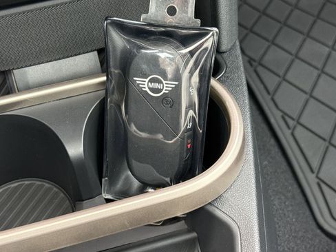Used 2025 MINI Cooper S image 36