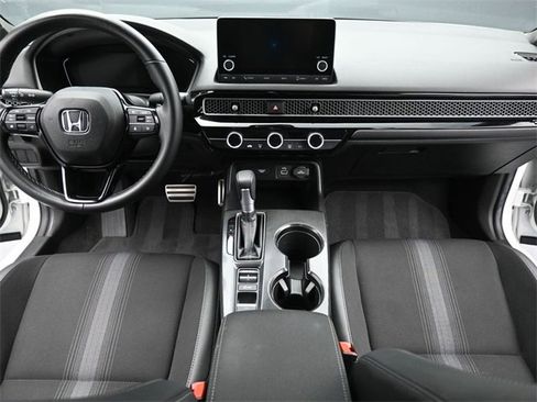 Used 2024 Honda Civic Sport image 14