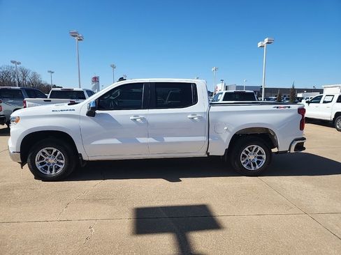 Used 2025 Chevrolet Silverado 1500 LT image 12