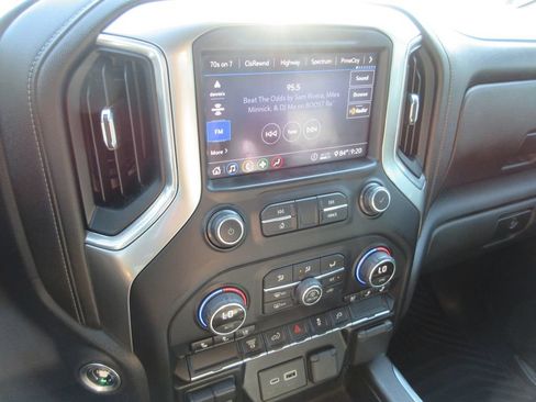 Used 2020 Chevrolet Silverado 3500 LTZ w/ LTZ Convenience Package AWD/4WD image 29
