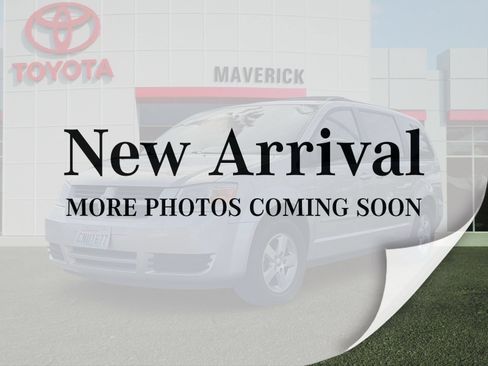 Used 2010 Dodge Grand Caravan Hero w/ Entertainment Group 1 FWD image 1