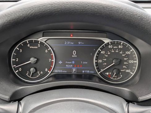 Used 2024 Nissan Altima 2.5 SV FWD image 25