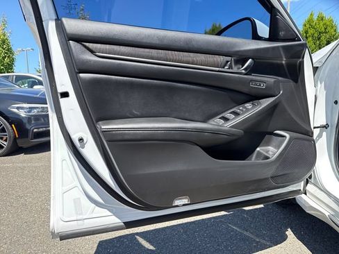 Certified 2021 Honda Accord Touring image 16