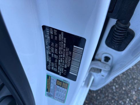 Used 2025 Hyundai Elantra SEL image 30