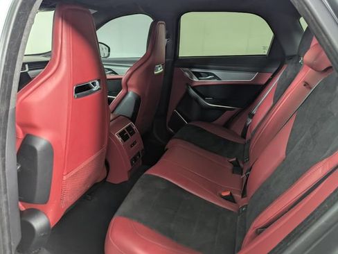 Used 2022 Jaguar F-PACE SVR AWD/4WD image 15