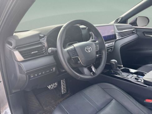 Used 2025 Toyota Camry XSE w/ Premium Plus Package image 30