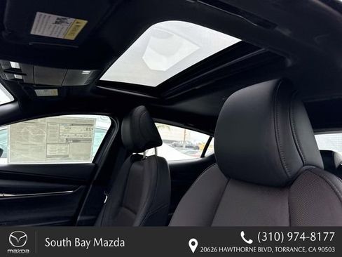 New 2026 MAZDA MAZDA3 2.5 S Hatchback w/ Premium Pkg FWD image 22