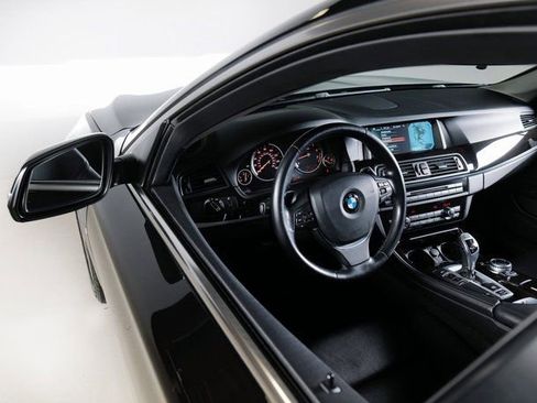 Used 2014 BMW 550i Sedan image 26