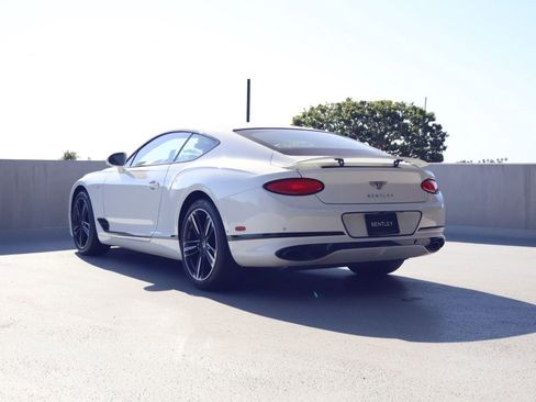 Certified 2021 Bentley Continental GT AWD/4WD image 3