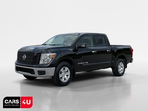 Used 2019 Nissan Titan SV AWD/4WD image 3