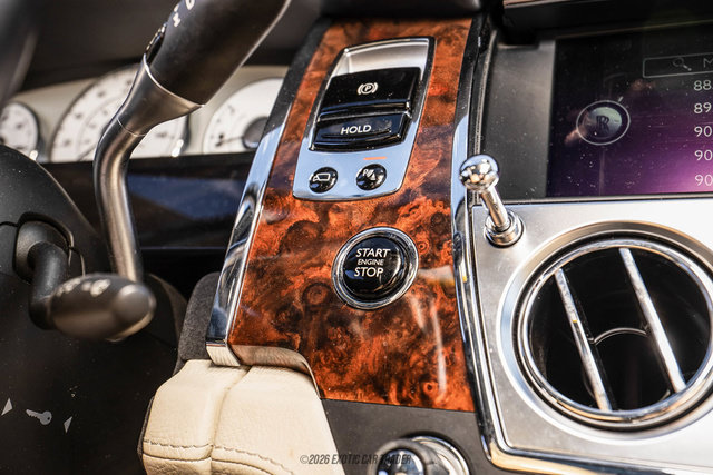 Used 2013 Rolls-Royce Ghost RWD image 93