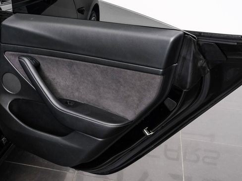 Used 2022 Tesla Model 3 Long Range image 53