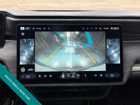 Used 2022 Rivian R1T Adventure image 10