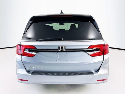 Certified 2024 Honda Odyssey EX-L image 6