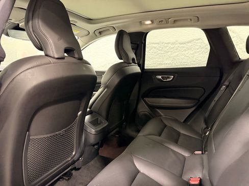Used 2023 Volvo XC60 B5 Plus w/ Protection Package Premier image 20