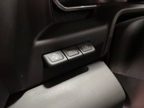 Used 2024 GMC Sierra 2500 Denali w/ Denali Reserve Package image 21