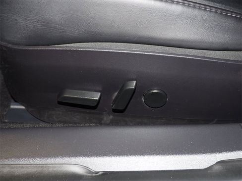 Used 2020 Tesla Model 3 Standard Range Plus image 24