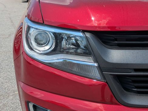 Used 2017 Chevrolet Colorado Z71 RWD image 9