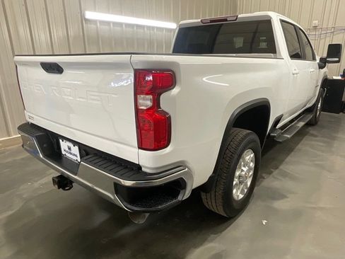 Used 2023 Chevrolet Silverado 2500 LT w/ Convenience Package AWD/4WD image 21