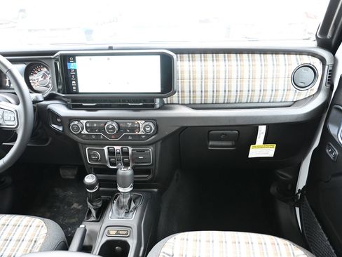 New 2026 Jeep Wrangler Unlimited Sport AWD/4WD image 22