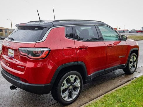 Used 2017 Jeep Compass Limited AWD/4WD image 5