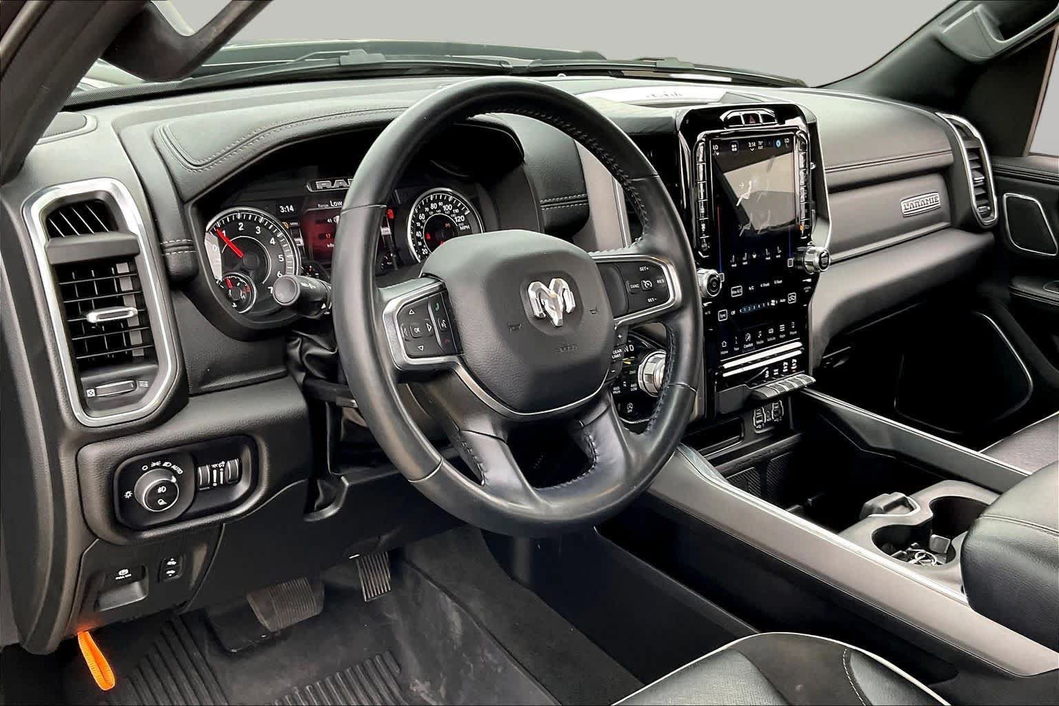 Used 2023 RAM 1500 Laramie AWD/4WD image 17