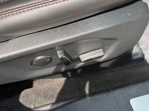 Used 2018 Ford Explorer Sport w/ Equipment Group 401A AWD/4WD image 29