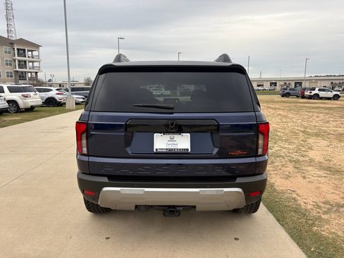 Certified 2026 Honda Passport TrailSport image 7