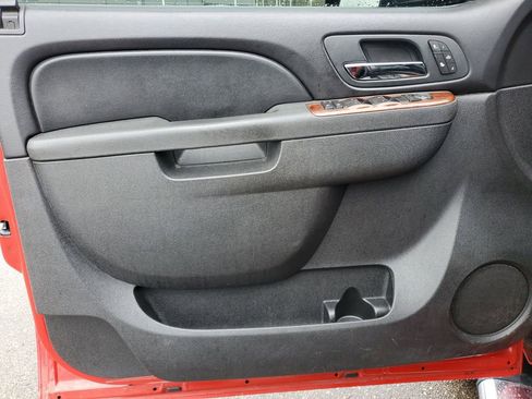 Used 2011 Chevrolet Silverado 2500 LTZ w/ LTZ Plus Package image 21