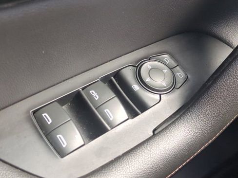 Used 2022 Chevrolet Blazer Premier w/ Driver Confidence II Package FWD image 25
