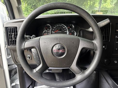 Used 2023 GMC Savana 2500 w/ Driver Convenience Package RWD image 12
