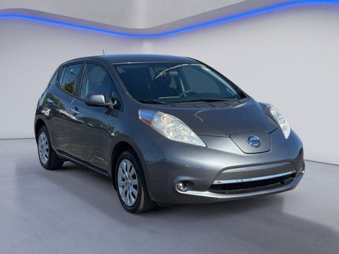 Used 2016 Nissan Leaf S w/ Charger Package image 10