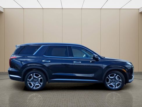 Used 2024 Hyundai Palisade Limited image 5