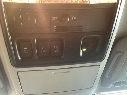 Used 2023 Toyota 4Runner TRD Sport w/ Technology Package AWD/4WD image 13