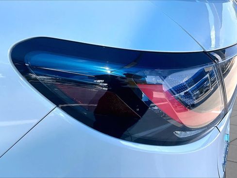 Used 2023 Honda HR-V EX-L image 29
