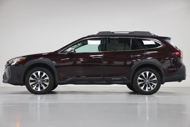 Used 2024 Subaru Outback Touring XT AWD/4WD image 7