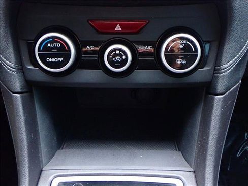 Used 2017 Subaru Impreza 2.0i Limited w/ Popular Package #4 image 17