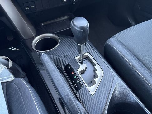 Used 2013 Toyota RAV4 XLE image 46