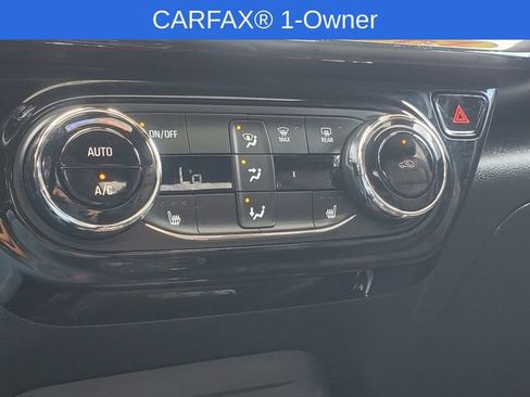 Certified 2024 Chevrolet Trax RS w/ Sunroof Package FWD image 21